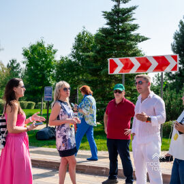 SUBURBAN тур по элитным посёлкам Подмосковья