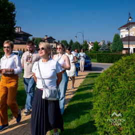 SUBURBAN тур по элитным посёлкам Подмосковья