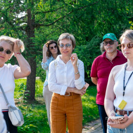 SUBURBAN тур по элитным посёлкам Подмосковья
