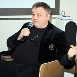 Public talk: что реально продает загородку в 2026?